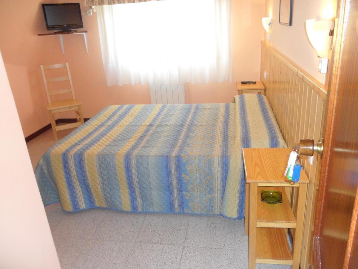 Hostal Alce Nigran Exterior photo
