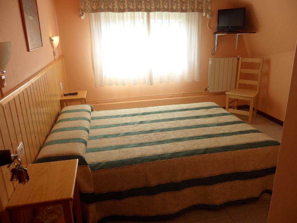 Hostal Alce Nigran Exterior photo